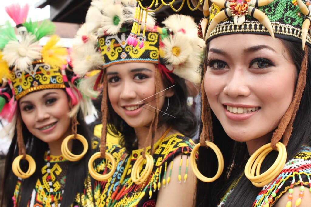 DAYAK TRADITIONAL CLOTHES